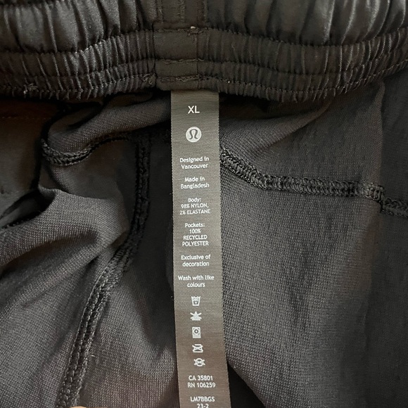 Lululemon Men’s License to Train Linerless Shorts | Black | SIZE XL - Picture 6 of 6